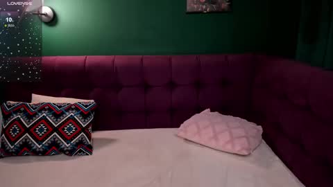 emma_adorablle online show from 03/11/25, 04:54