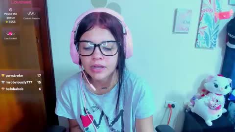 emma_boo_ online show from 11/01/25, 04:31