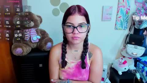 emma_boo_ online show from 12/18/25, 03:40