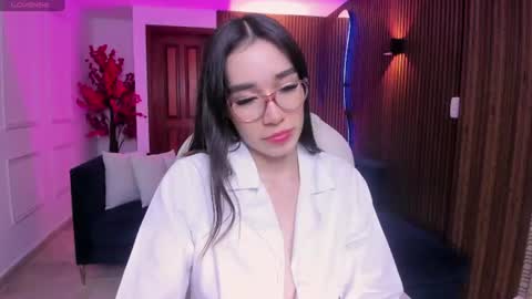 Snapshot of emma_caarter chatting on 06/26/26, 03:11 emma_caarter online show from 06/26/26, 03:11