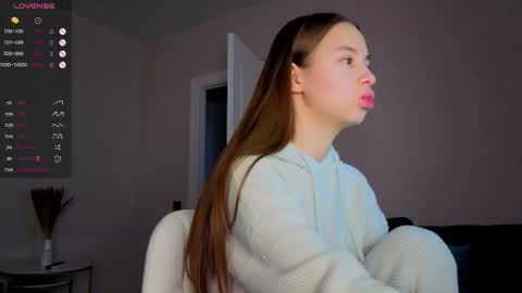 Emma online show from 09/14/25, 01:16