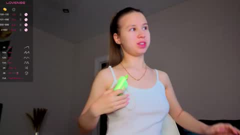 Emma online show from 11/28/25, 01:30