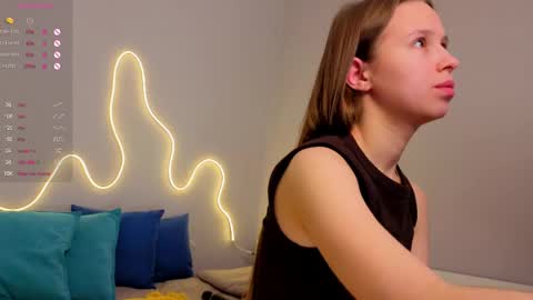 Emma online show from 06/04/26, 01:33