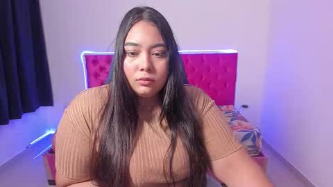 emma_cloup online show from 01/18/26, 01:04