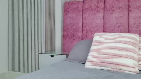 Emma online show from 02/19/26, 03:02