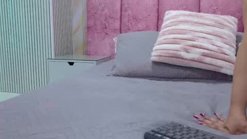 Emma online show from 03/04/26, 03:01