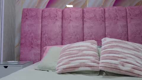 Emma online show from 03/20/26, 03:11