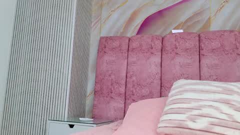 Emma online show from 04/17/26, 03:09