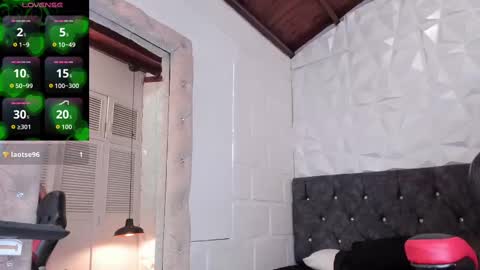 Snapshot of emma_dl2 chatting on 11/15/25, 05:31 emma_dl2 online show from 11/15/25, 05:31