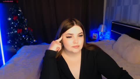 Snapshot of emma_dorn chatting on 01/26/25, 08:23 Eva online show from 01/26/25, 08:23