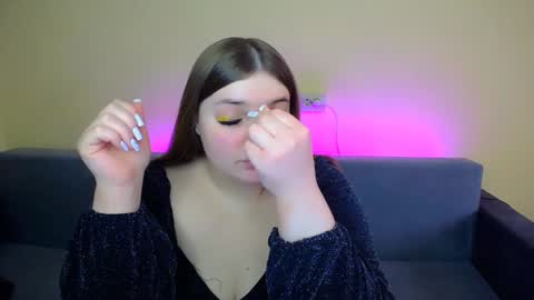 Snapshot of emma_dorn chatting on 02/07/25, 11:12 Eva online show from 02/07/25, 11:12