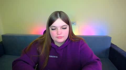 Snapshot of emma_dorn chatting on 02/12/25, 12:01 Eva online show from 02/12/25, 12:01