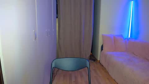 Snapshot of emma_dorn chatting on 03/03/25, 02:15 Eva online show from 03/03/25, 02:15