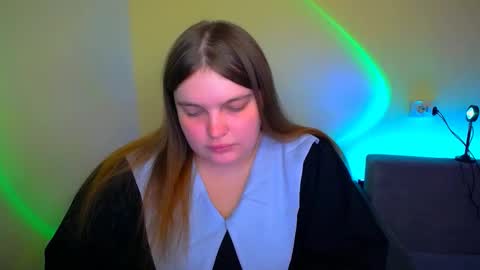 Snapshot of emma_dorn chatting on 09/11/25, 08:58 Eva online show from 09/11/25, 08:58