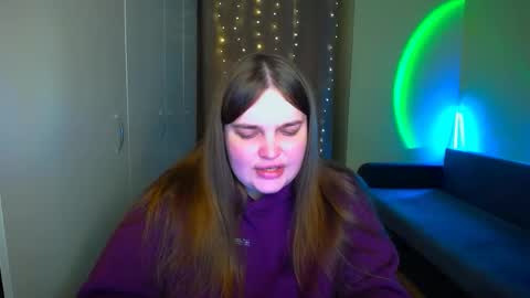 Snapshot of emma_dorn chatting on 10/28/25, 06:32 Eva online show from 10/28/25, 06:32