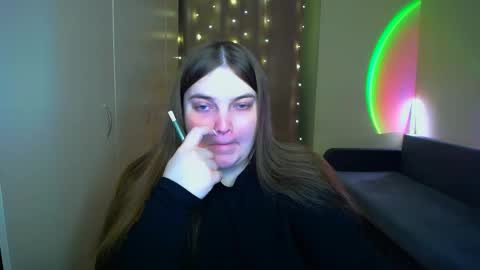 Snapshot of emma_dorn chatting on 10/30/25, 06:41 Eva online show from 10/30/25, 06:41