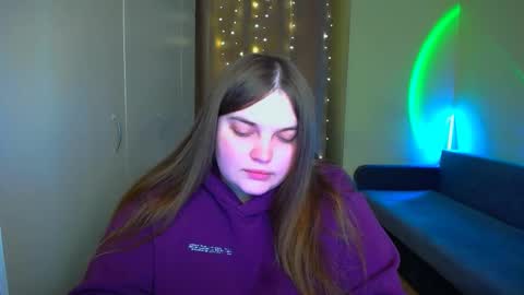 Snapshot of emma_dorn chatting on 11/05/25, 07:08 Eva online show from 11/05/25, 07:08