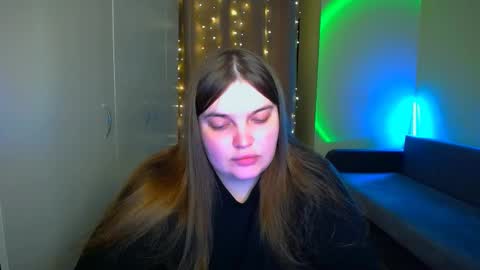 Snapshot of emma_dorn chatting on 11/09/25, 06:39 Eva online show from 11/09/25, 06:39