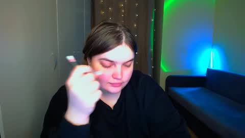 Snapshot of emma_dorn chatting on 11/14/25, 01:10 Eva online show from 11/14/25, 01:10