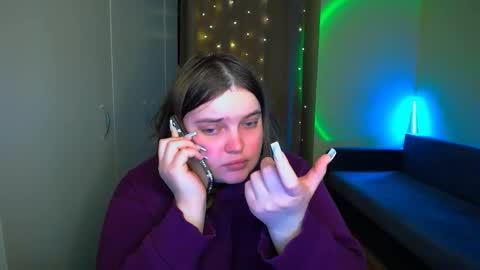 Snapshot of emma_dorn chatting on 11/21/25, 01:43 Eva online show from 11/21/25, 01:43