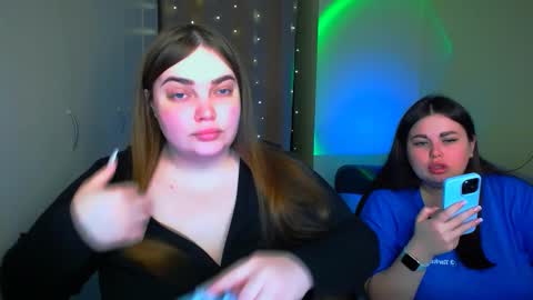 Snapshot of emma_dorn chatting on 11/28/25, 07:22 Eva online show from 11/28/25, 07:22