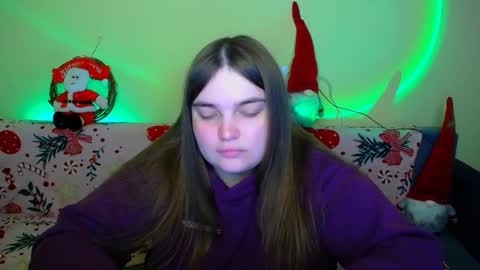 Snapshot of emma_dorn chatting on 12/04/25, 12:14 Eva online show from 12/04/25, 12:14