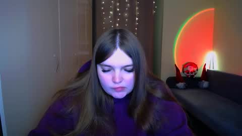 Snapshot of emma_dorn chatting on 12/19/25, 11:50 Eva online show from 12/19/25, 11:50