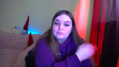 Snapshot of emma_dorn chatting on 01/14/26, 09:37 Eva online show from 01/14/26, 09:37