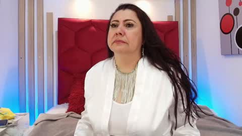 Emma 3 online show from 04/13/26, 12:54