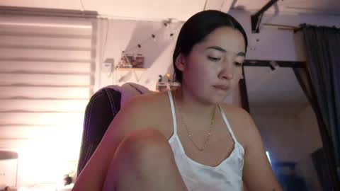 Snapshot of emma_johnson_ chatting on 12/10/24, 04:24 emma_johnson_ online show from 12/10/24, 04:24