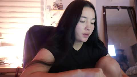 Snapshot of emma_johnson_ chatting on 12/24/24, 03:27 emma_johnson_ online show from 12/24/24, 03:27
