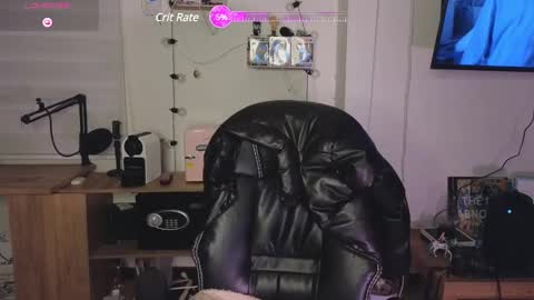Snapshot of emma_johnson_ chatting on 02/10/25, 01:24 emma_johnson_ online show from 02/10/25, 01:24
