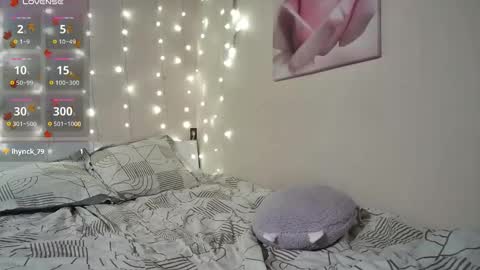 emma_just online show from 11/26/25, 08:15