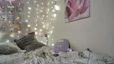 emma_just online show from 12/01/25, 03:06