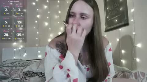 emma_just online show from 06/19/26, 07:17