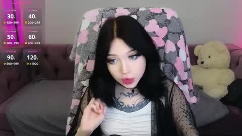 Snapshot of emma_kirks chatting on 12/15/25, 10:30 emma_kirks online show from 12/15/25, 10:30