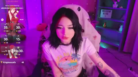 emma_kirks online show from 05/13/26, 01:41