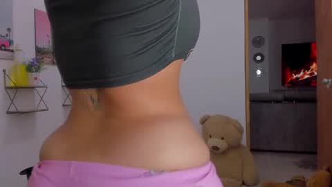 whises lits        online show from 11/24/25, 02:06