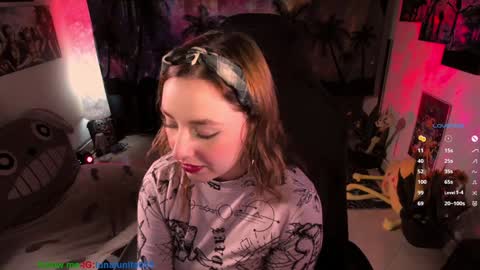 LUNA online show from 01/23/25, 10:33