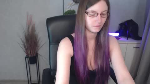 emma online show from 11/04/25, 06:23