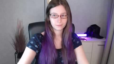 emma online show from 11/14/25, 07:07