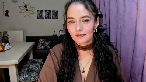  emma luxy online show from 04/21/26, 11:18