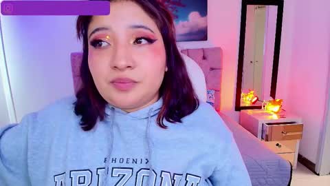 Emma Monserratt online show from 09/17/25, 07:37