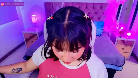 Emma Monserratt online show from 10/18/25, 07:47