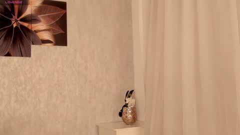 Snapshot of emma_morgann chatting on 02/22/25, 02:41 Emma Morgann online show from 02/22/25, 02:41