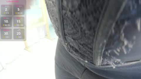 Snapshot of emma_morgann chatting on 10/01/25, 12:00 Emma Morgann online show from 10/01/25, 12:00