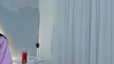 Snapshot of emma_morgann chatting on 12/16/25, 11:15 Emma Morgann online show from 12/16/25, 11:15