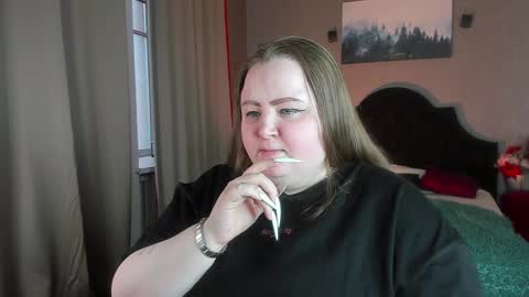 Snapshot of emma_razoom chatting on 01/23/25, 10:32 Emma Razumovskaya online show from 01/23/25, 10:32