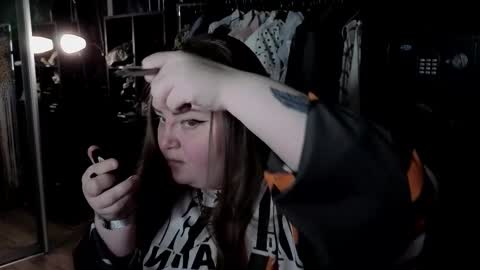 Snapshot of emma_razoom chatting on 09/16/25, 11:17 Emma Razumovskaya online show from 09/16/25, 11:17