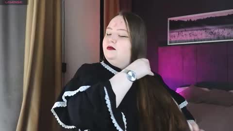 Snapshot of emma_razoom chatting on 10/14/25, 01:50 Emma Razumovskaya online show from 10/14/25, 01:50